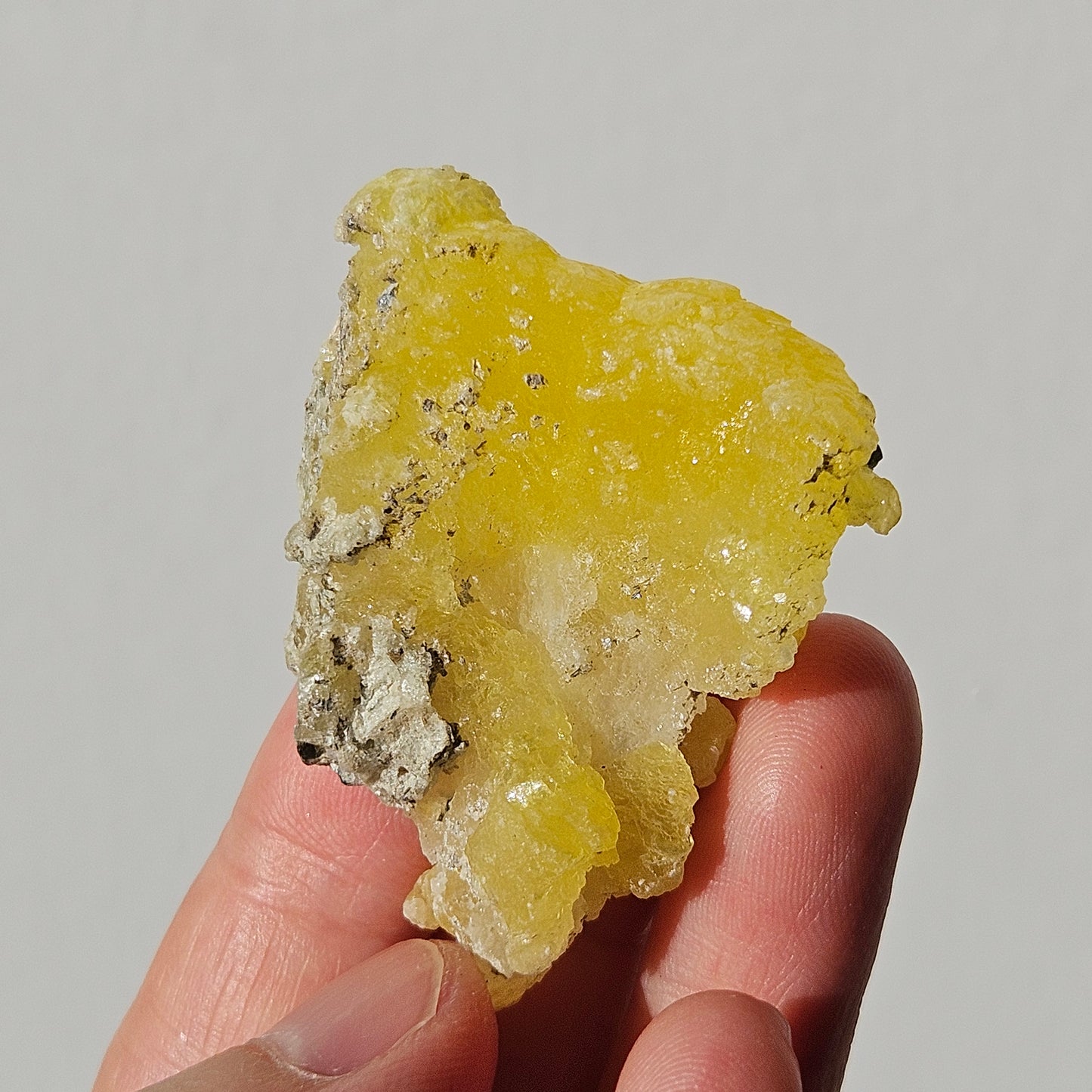 Yellow Brucite
