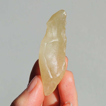 Libyan Desert Glass (Libyan Golden Tektite)