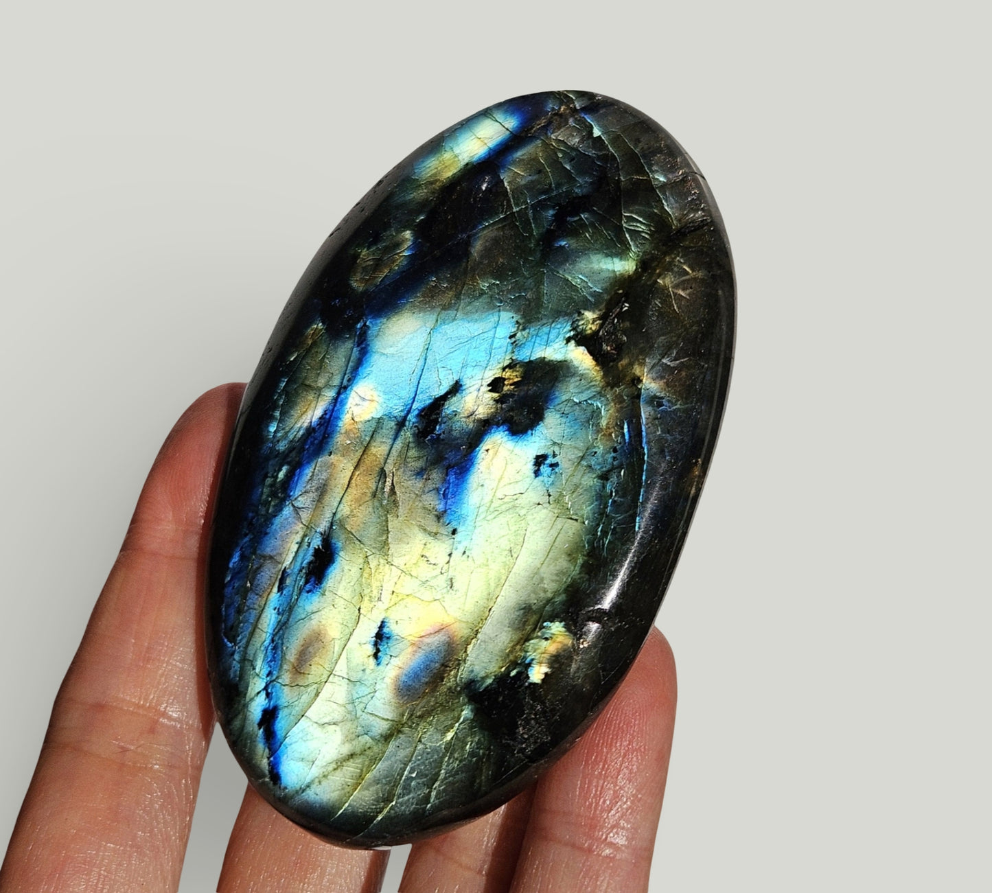 Labradorite Palmstone | High Grade