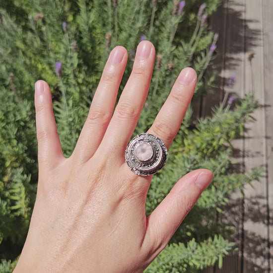 Video of rose quartz silver ring