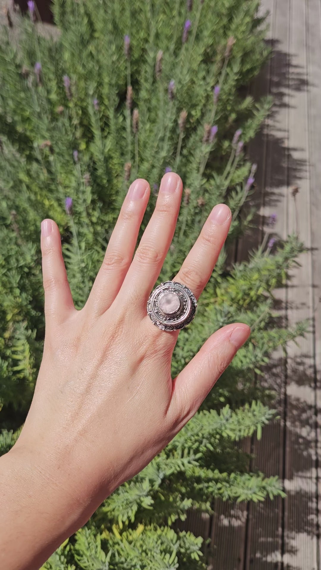 Video of rose quartz silver ring