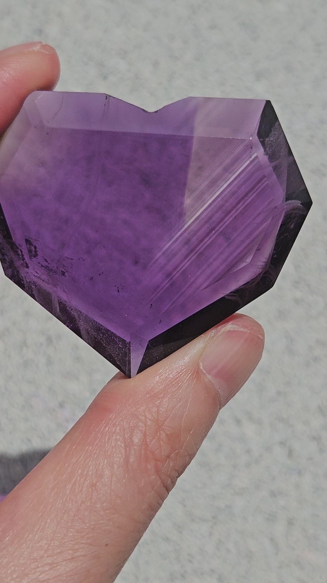 video of high quality amethyst heart
