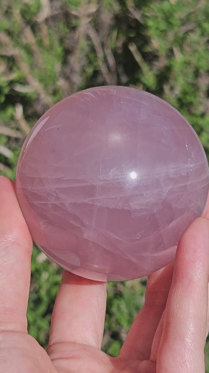 Star Rose Quartz Sphere (Double Star, 6.5cm) – Bliss