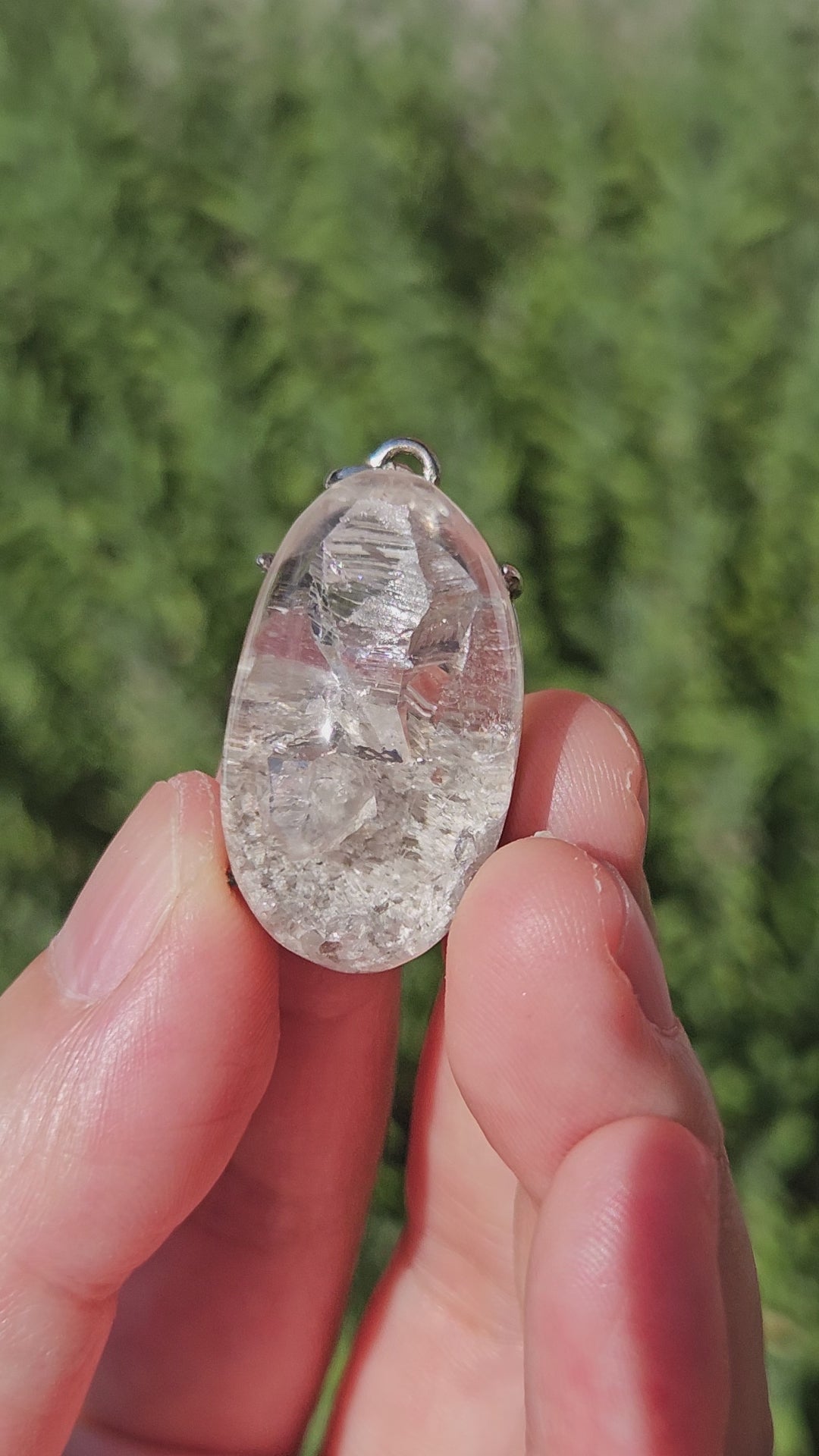 Video of Manifestation quartz pendant