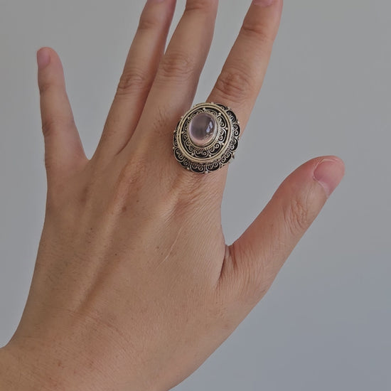 Video of rose quartz silver ring