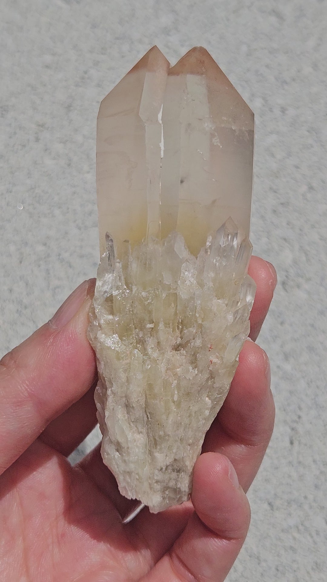 Video of pink citrine  from Congo